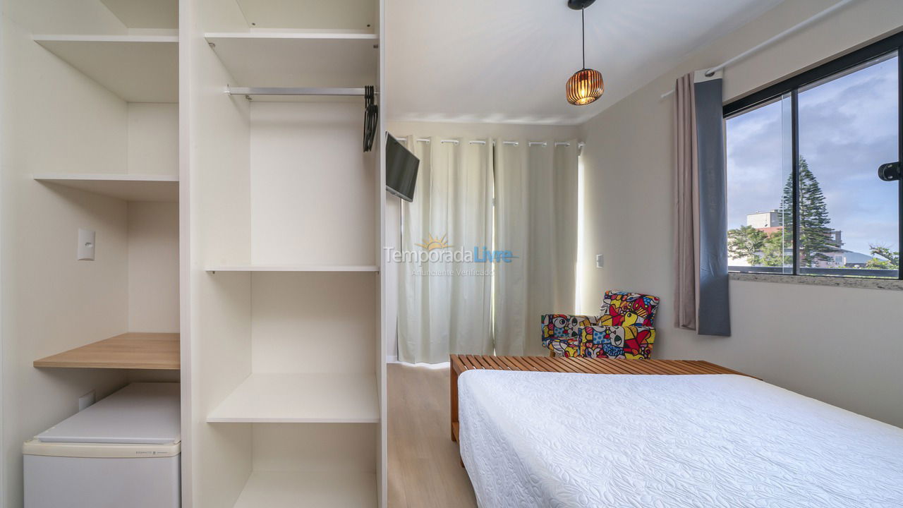 Apartamento para alquiler de vacaciones em Bombinhas (Praia de Canto Grande Mar Sem Ondas)