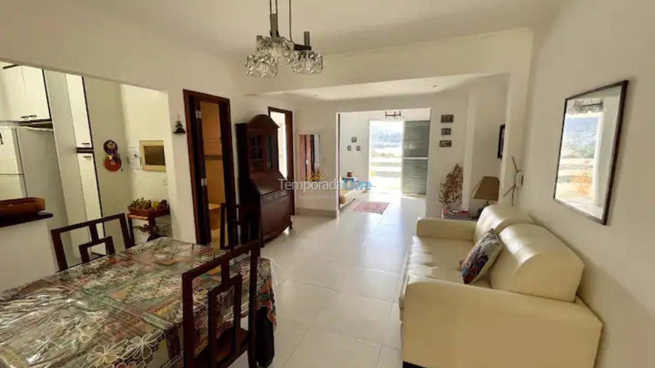 Apartment for vacation rental in Ubatuba (Praia das Toninhas)