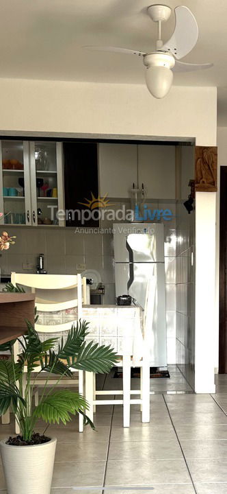 Apartamento para alquiler de vacaciones em Ubatuba (Praia Grande)