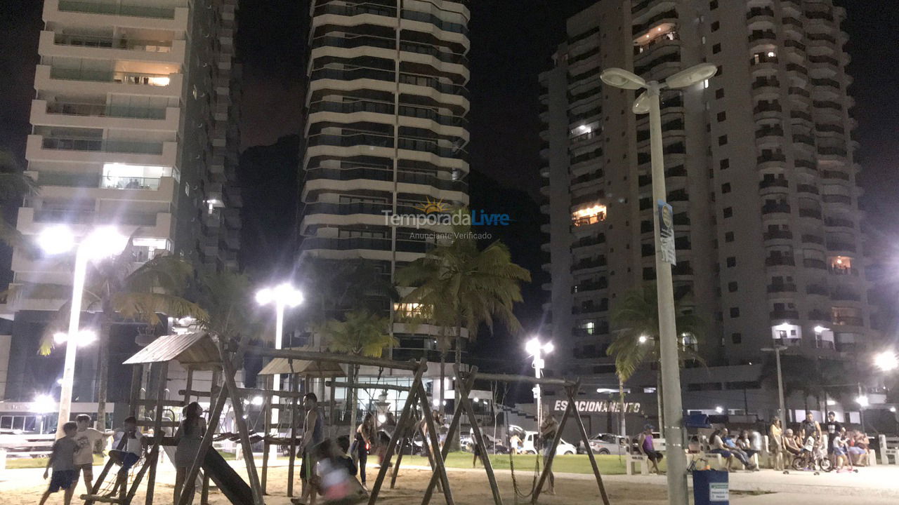 Apartamento para aluguel de temporada em Guarujá (Enseada)