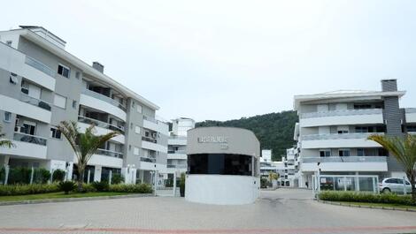 Apartment with 2 suites near the sea