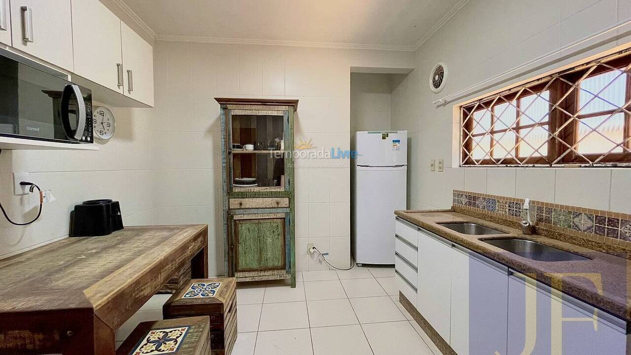 Casa para aluguel de temporada em Florianopolis (Canasvieiras)