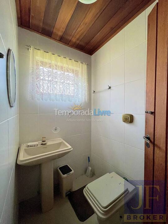 House for vacation rental in Florianopolis (Canasvieiras)