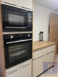 3 bedroom house SEASONAL