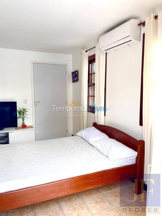 House for vacation rental in Florianopolis (Canasvieiras)