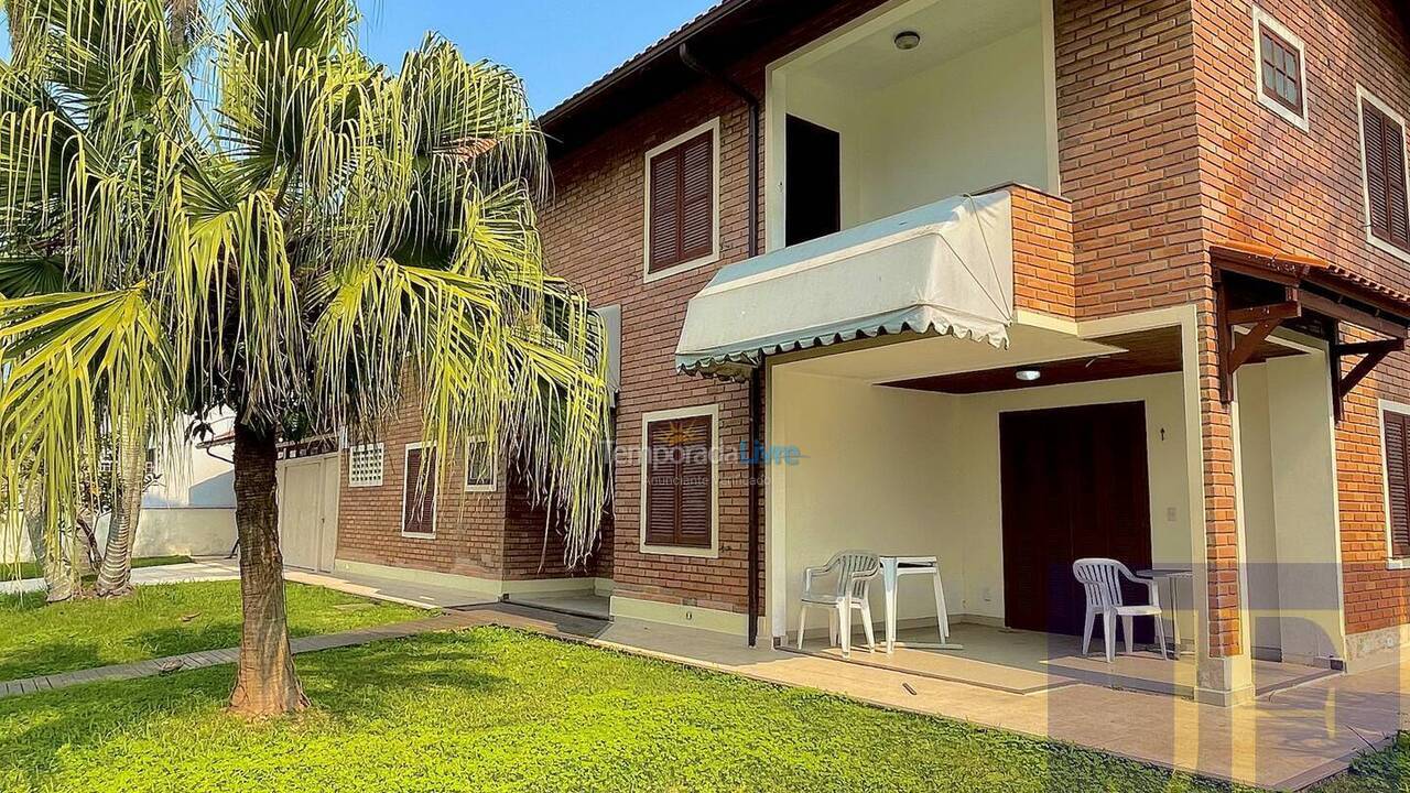 Casa para aluguel de temporada em Florianopolis (Canasvieiras)