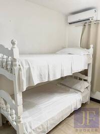 3 bedroom house SEASONAL