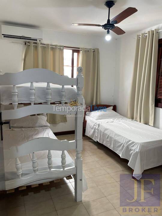 House for vacation rental in Florianopolis (Canasvieiras)