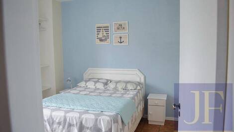 On the seafront! 2 bedroom apartment SEASONAL