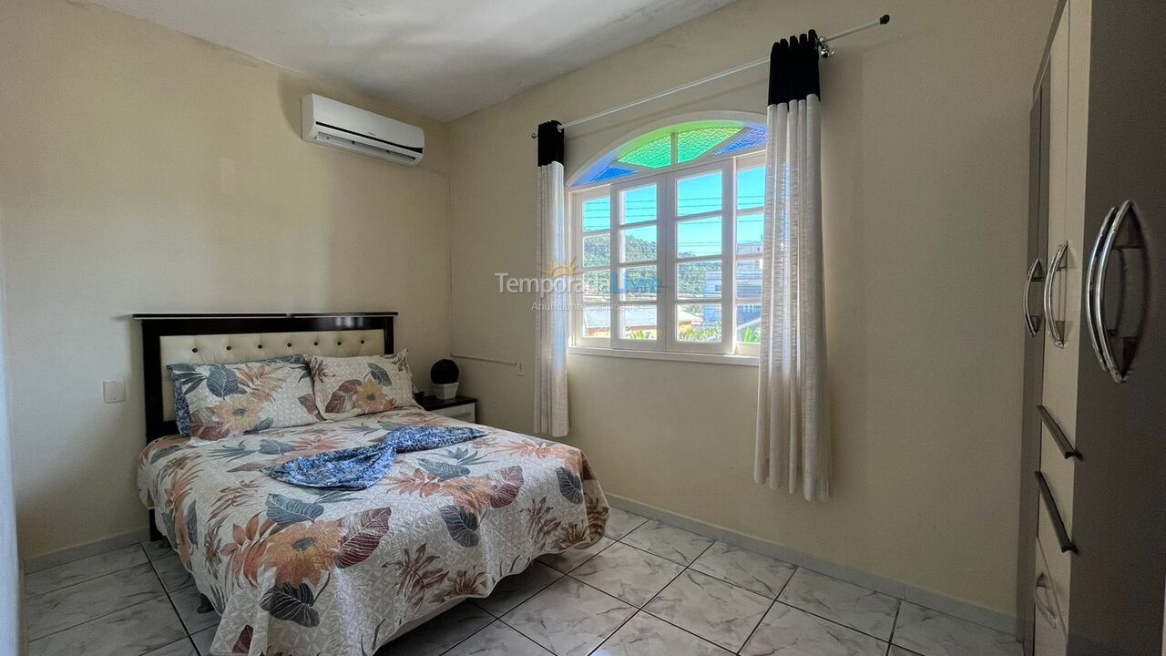 Apartamento para aluguel de temporada em Florianopolis (Praia dos Ingleses)