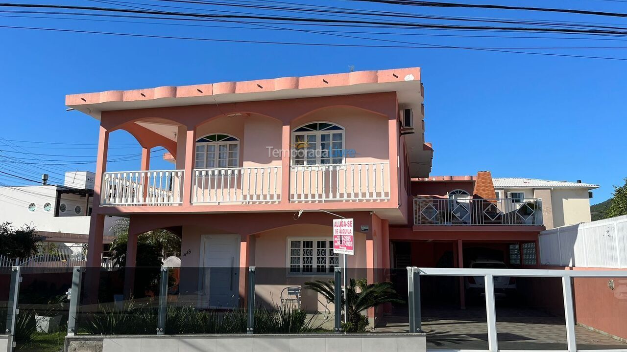 Apartamento para aluguel de temporada em Florianopolis (Praia dos Ingleses)