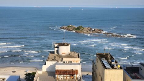 Flat à 1 quadra da Praia das Pitangueiras - ar condicionado -6 pessoas