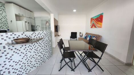 Flat 1 block from Pitangueiras Beach - air conditioning - 6 people