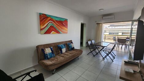 Flat 1 block from Pitangueiras Beach - air conditioning - 6 people