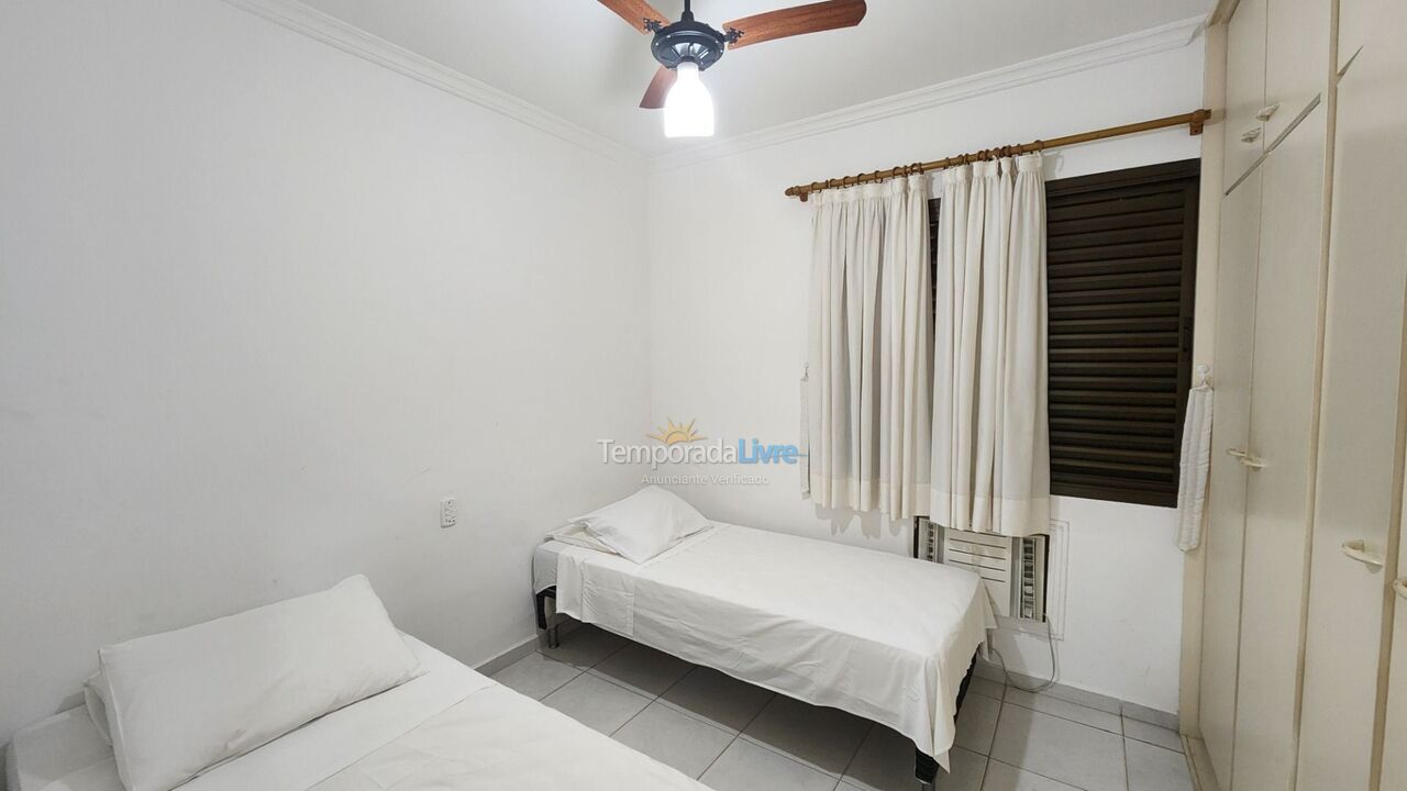 Apartamento para alquiler de vacaciones em Guarujá (Pitangueiras)