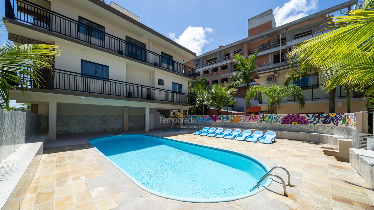 Casa para aluguel de temporada em Bombinhas (Praia de Canto Grande Mar Sem Ondas)