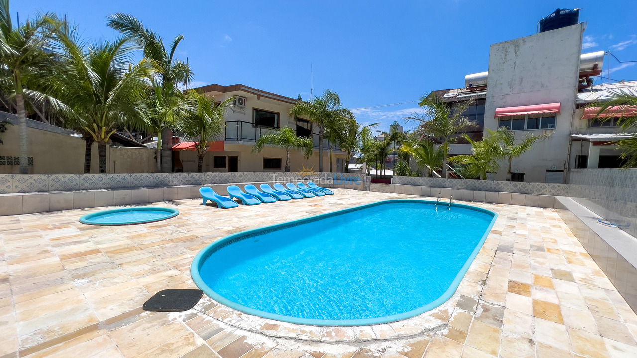 Casa para aluguel de temporada em Bombinhas (Praia de Canto Grande Mar Sem Ondas)