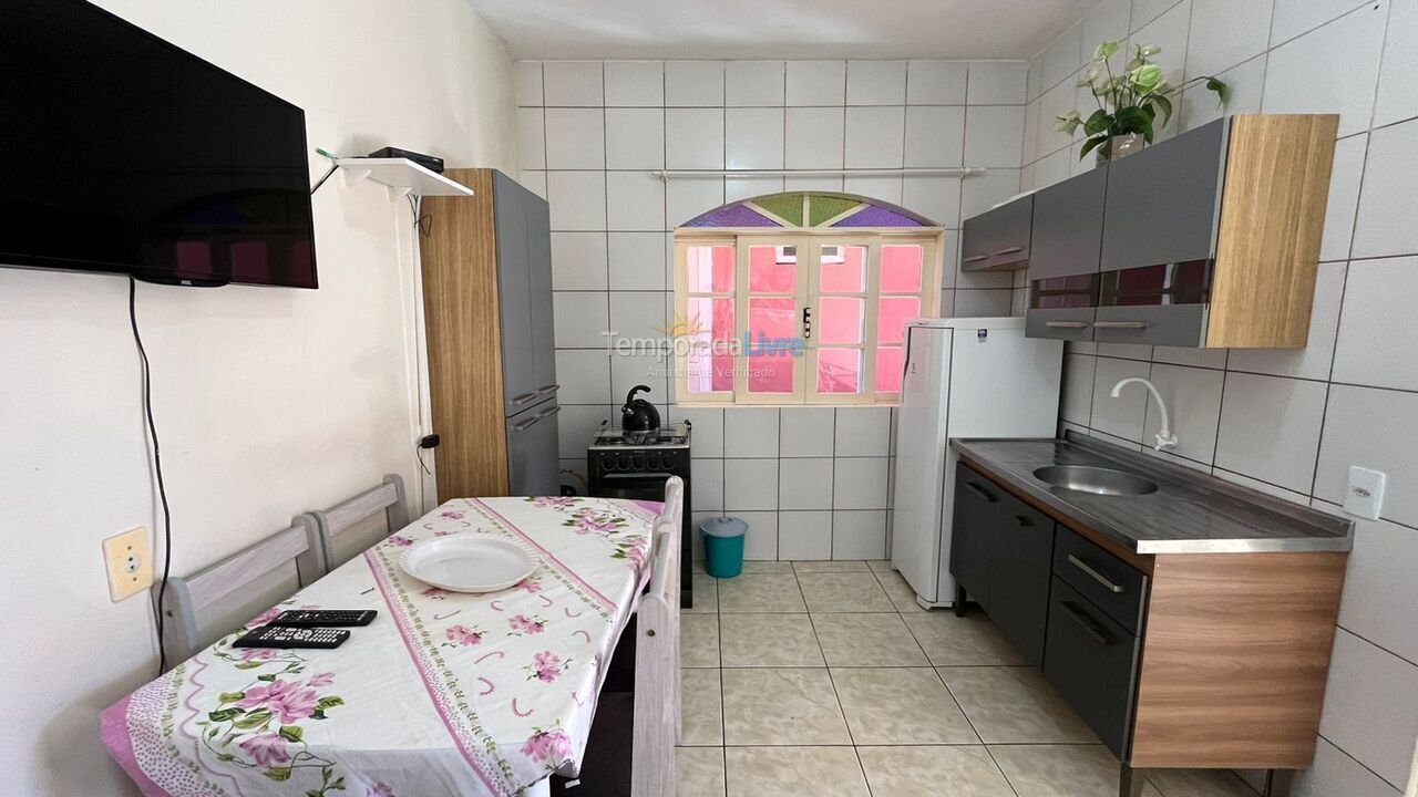 Apartamento para aluguel de temporada em Florianopolis (Praia dos Ingleses)