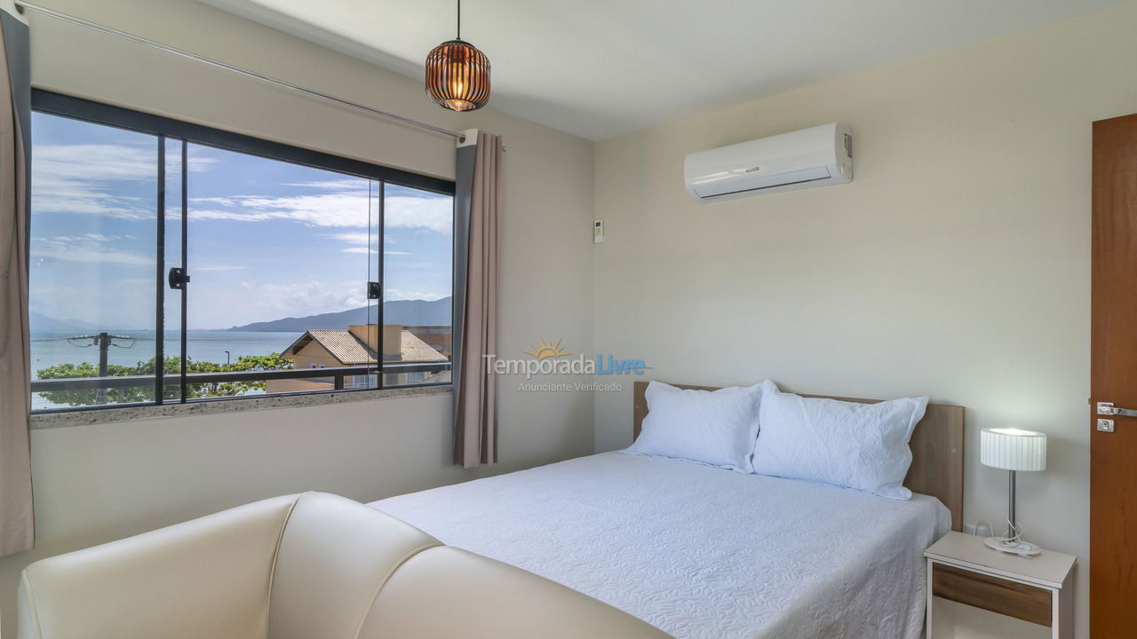 Apartamento para alquiler de vacaciones em Bombinhas (Praia de Canto Grande Mar Sem Ondas)