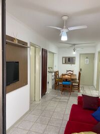 APARTAMENTO ACONCHEGANTE 150MS DA PRAIA - 08 PESSOAS.