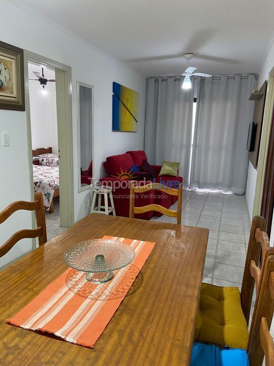 Apartamento para aluguel de temporada em Ubatuba (Praia Grande)