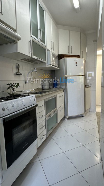 Apartment for vacation rental in Guarujá (Enseada)