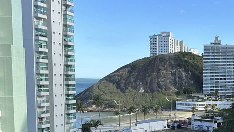 APARTAMENTO COMPLETO | Cond Beira-Mar + Ar-Cond + Piscina + 2 Garagens