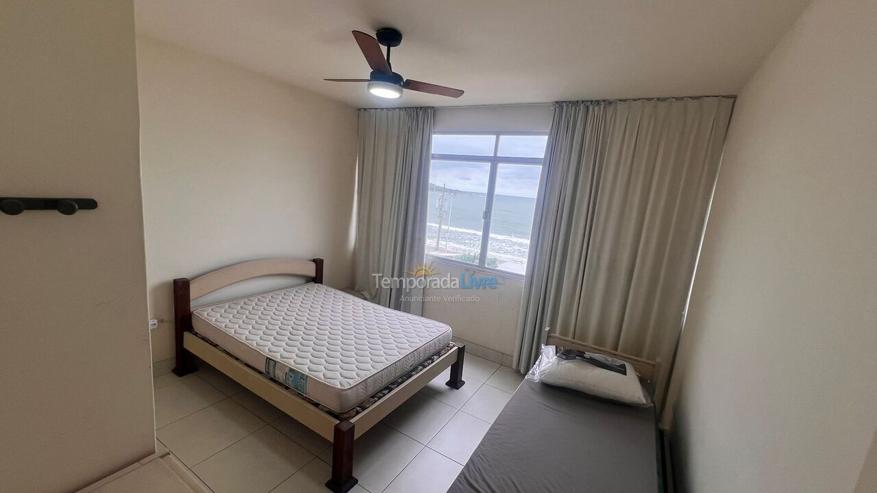 Apartment for vacation rental in Guarapari (Praia do Morro)