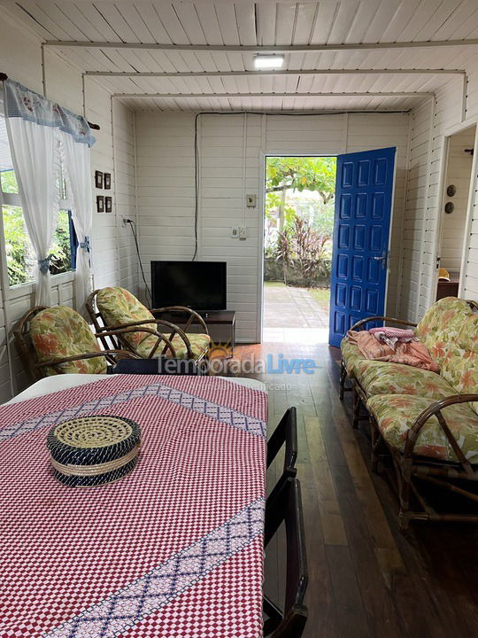 Casa para aluguel de temporada em Garopaba (Praia da Ferrugem)