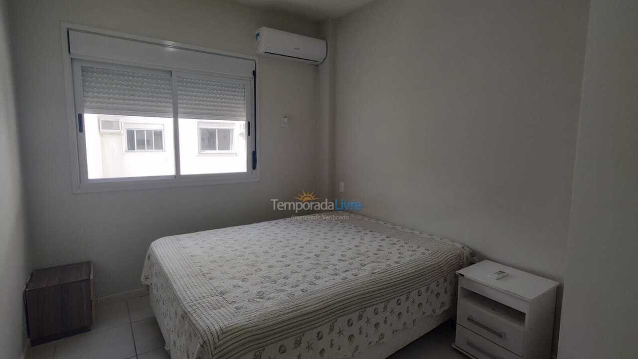 Casa para aluguel de temporada em Florianopolis (Praia dos Ingleses)