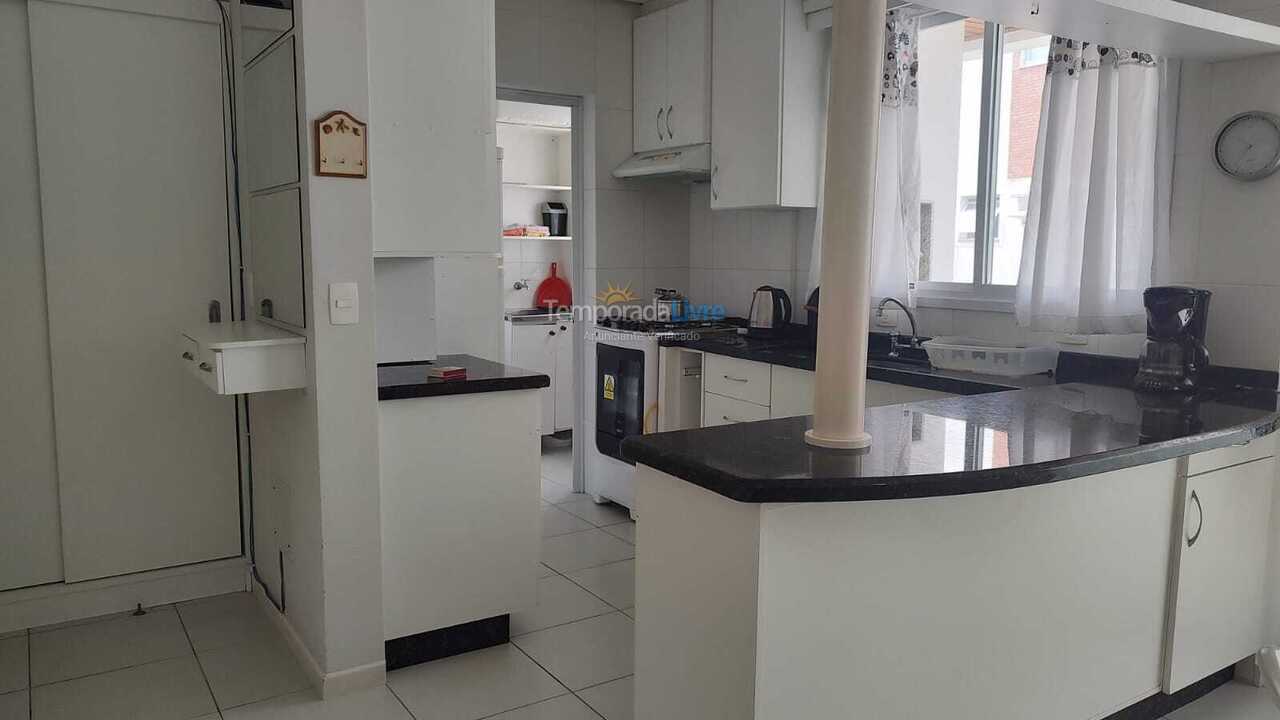 Casa para aluguel de temporada em Florianopolis (Praia dos Ingleses)