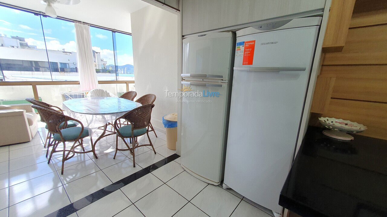 Apartamento para aluguel de temporada em Itapema (Meia Praia)