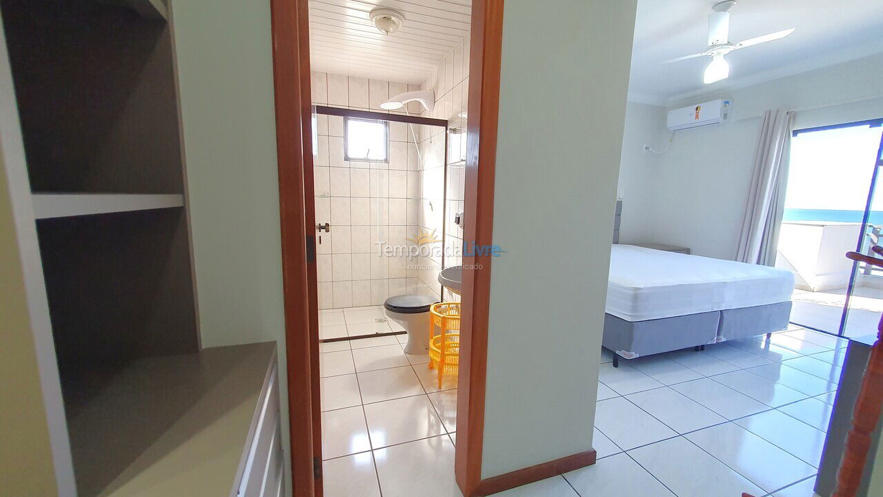 Apartamento para aluguel de temporada em Itapema (Meia Praia)