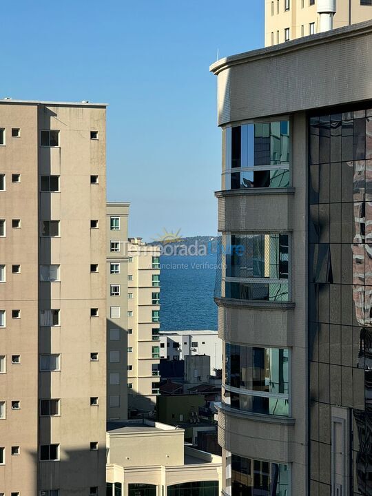 Apartamento para aluguel de temporada em Itapema (Meia Praia)