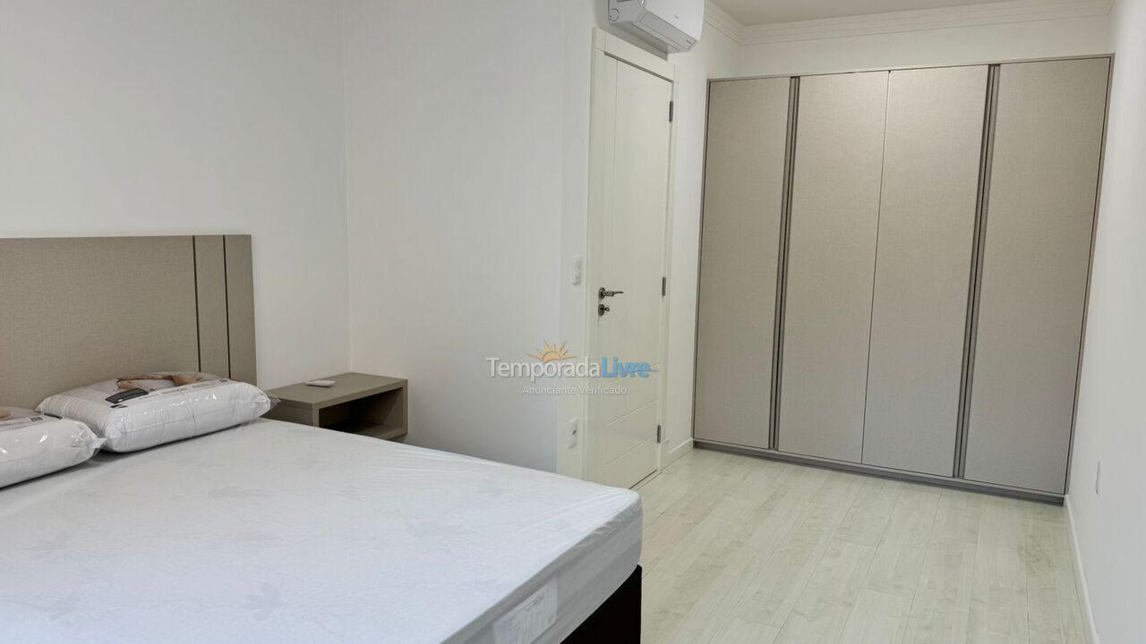 Apartamento para alquiler de vacaciones em Itapema (Meia Praia)