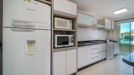 304AG - Lindo Apartamento 03 dormitórios, para 08 pessoas em...