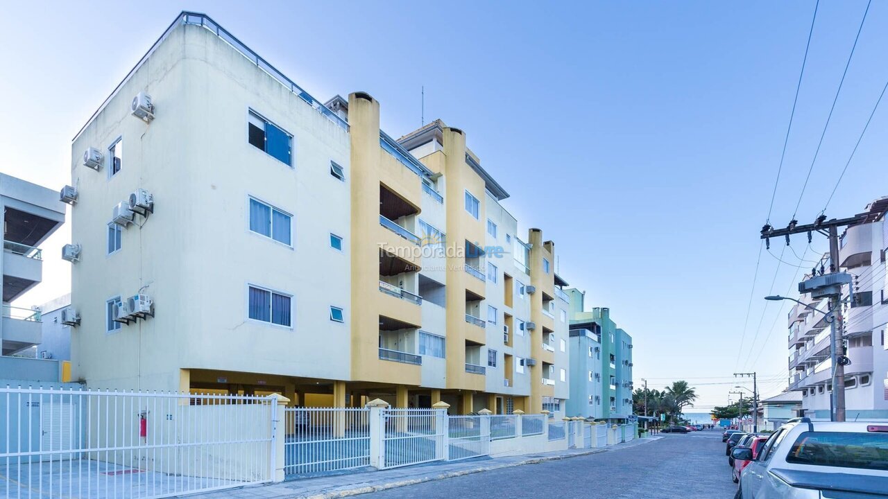 Apartamento para aluguel de temporada em Bombinhas (Praia de Bombas)