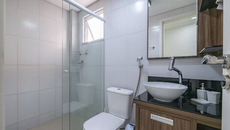 307M - Excelente apartamento 3 quartos, 08 pessoas na avenida...