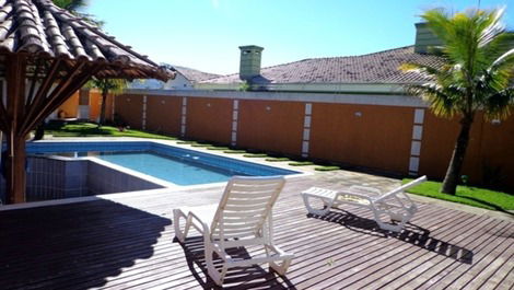 House with Pool Wet Bar Praia de Bombas Up to 10 People