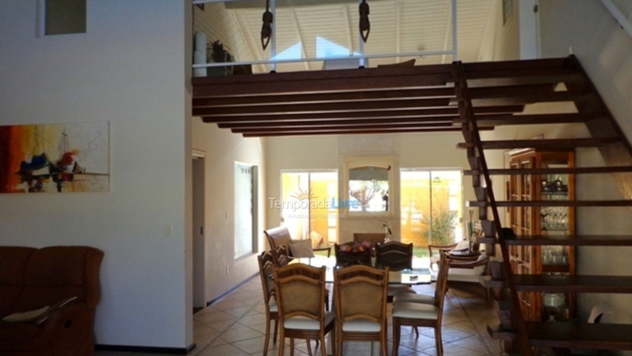 House for vacation rental in Bombinhas (Praia de Bombas)