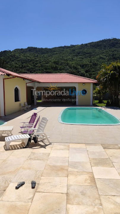 Casa para aluguel de temporada em Florianópolis (Cachoeira do Bom Jesus)