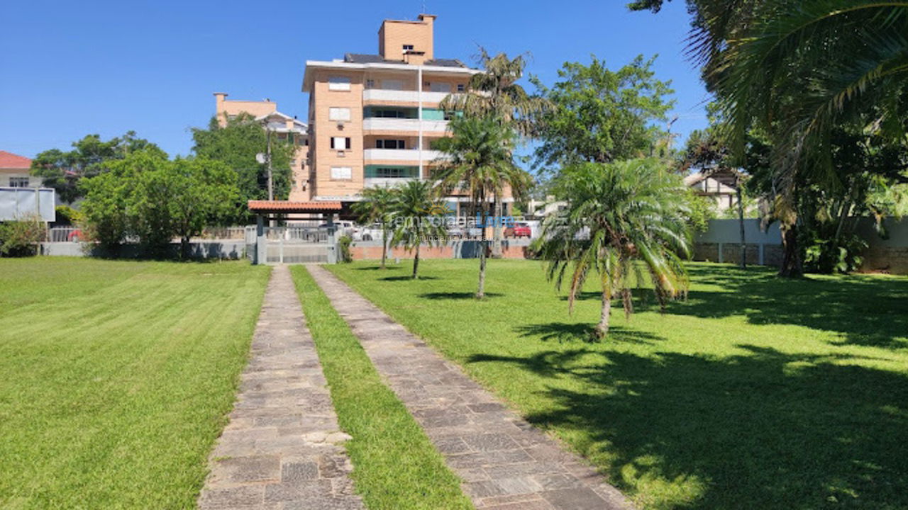 Casa para aluguel de temporada em Florianópolis (Cachoeira do Bom Jesus)