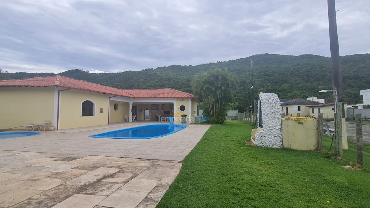 Casa para aluguel de temporada em Florianópolis (Cachoeira do Bom Jesus)