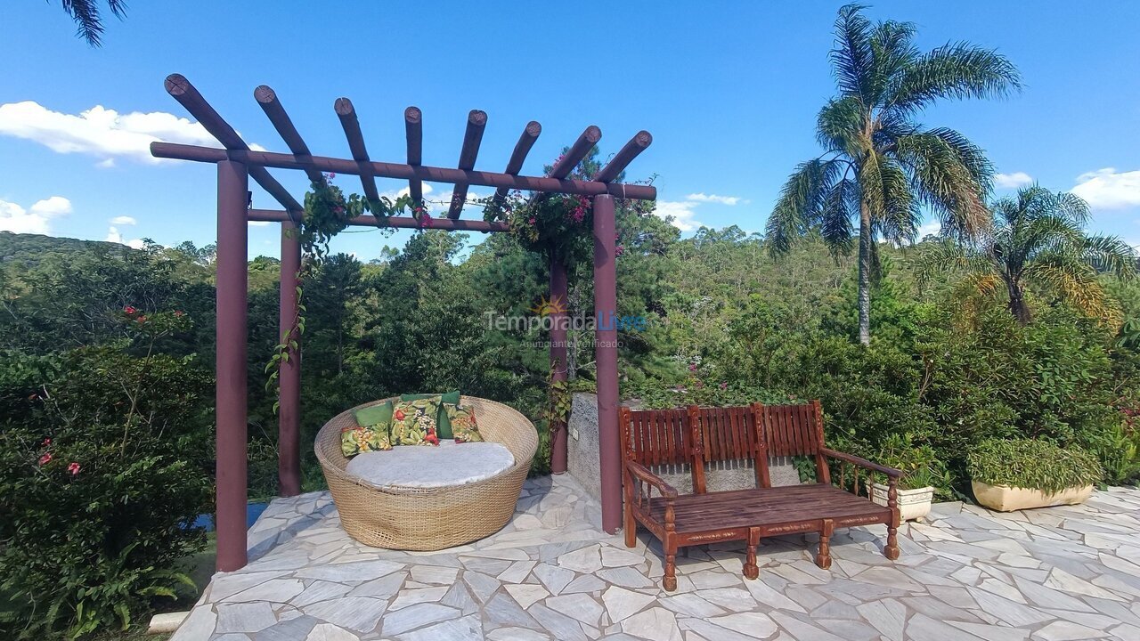 Granja para alquiler de vacaciones em São Lourenço da Serra (Morro Grande)