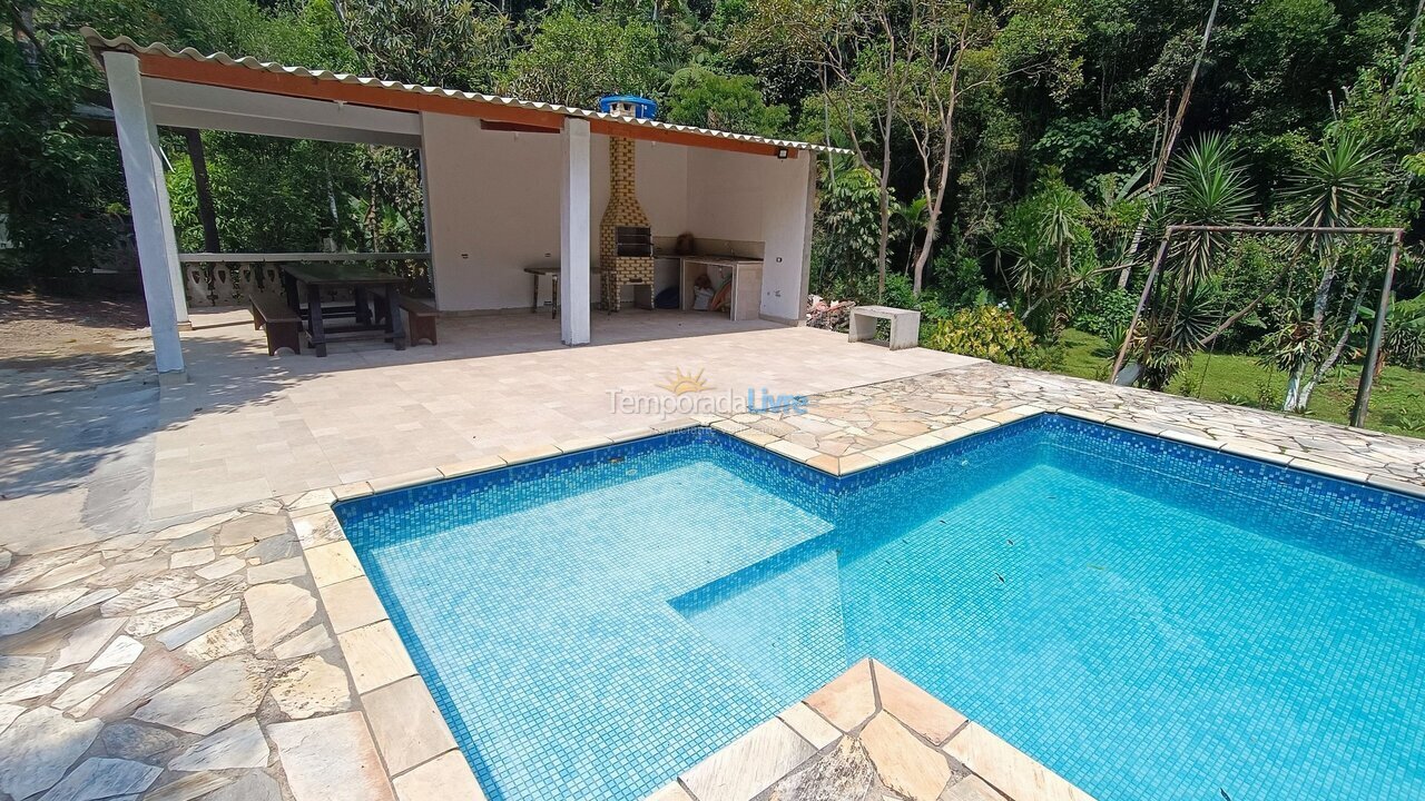 Casa para alquiler de vacaciones em Juquitiba (Jardim das Palmeiras)