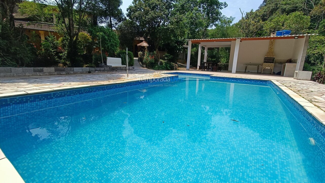 House for vacation rental in Juquitiba (Jardim das Palmeiras)