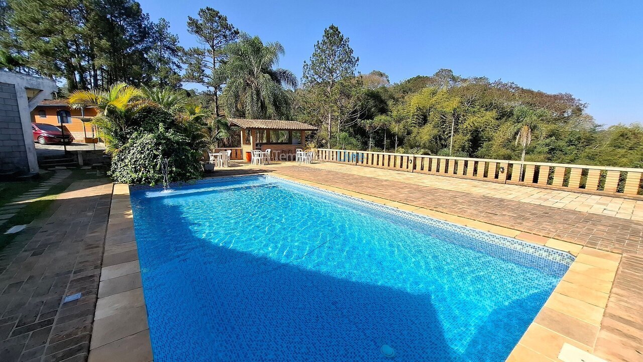 Casa para aluguel de temporada em São Roque (Mailasqui)