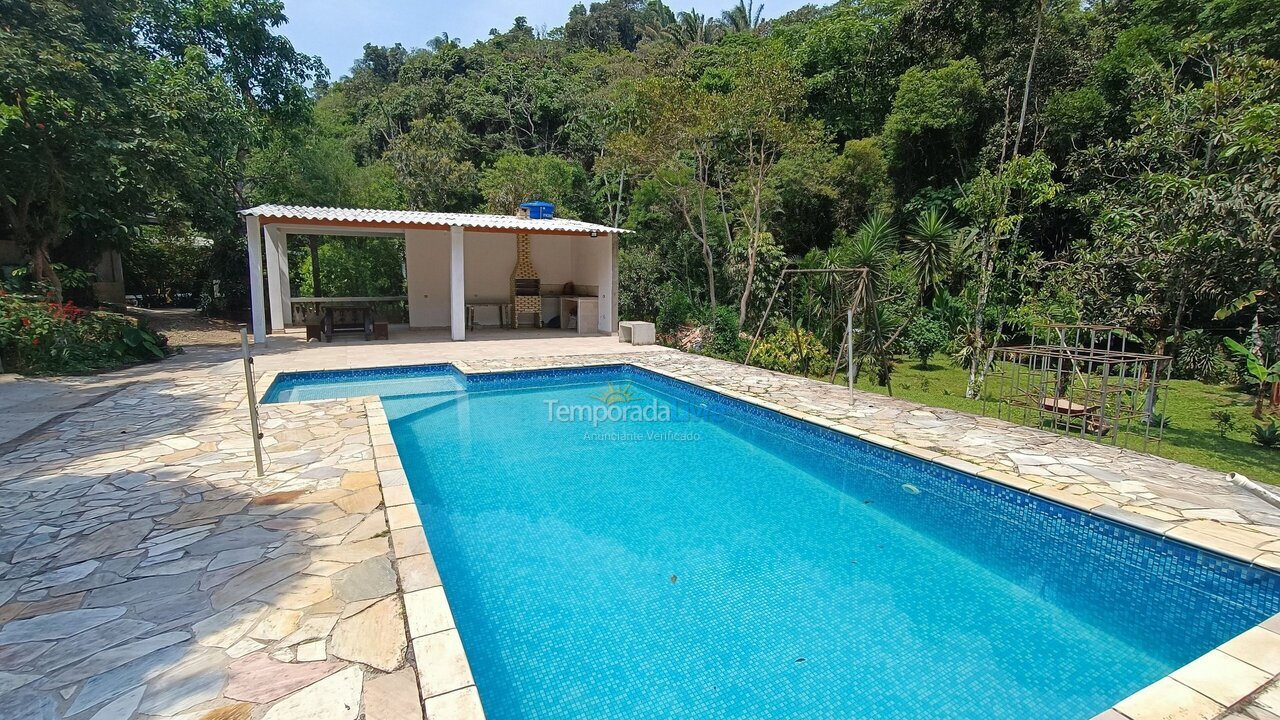 House for vacation rental in Juquitiba (Jardim das Palmeiras)