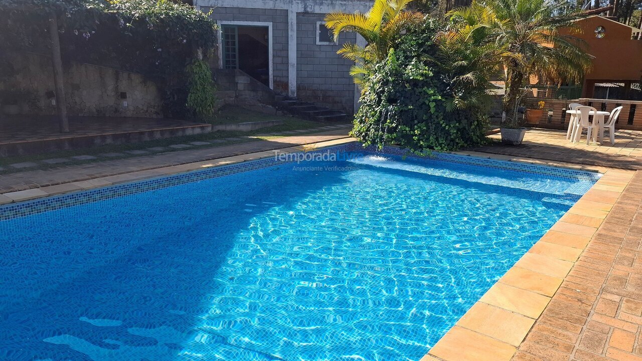 Casa para aluguel de temporada em São Roque (Mailasqui)