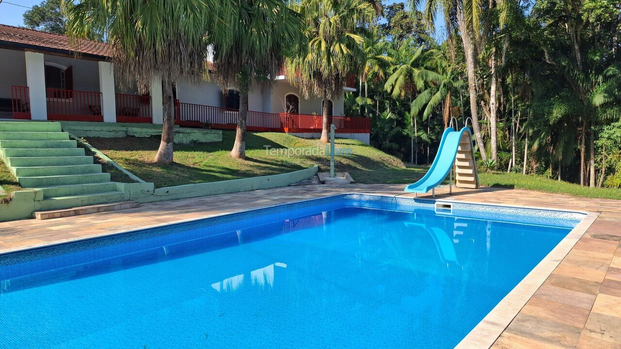 Casa para alquiler de vacaciones em Juquitiba (Barra Mansa)